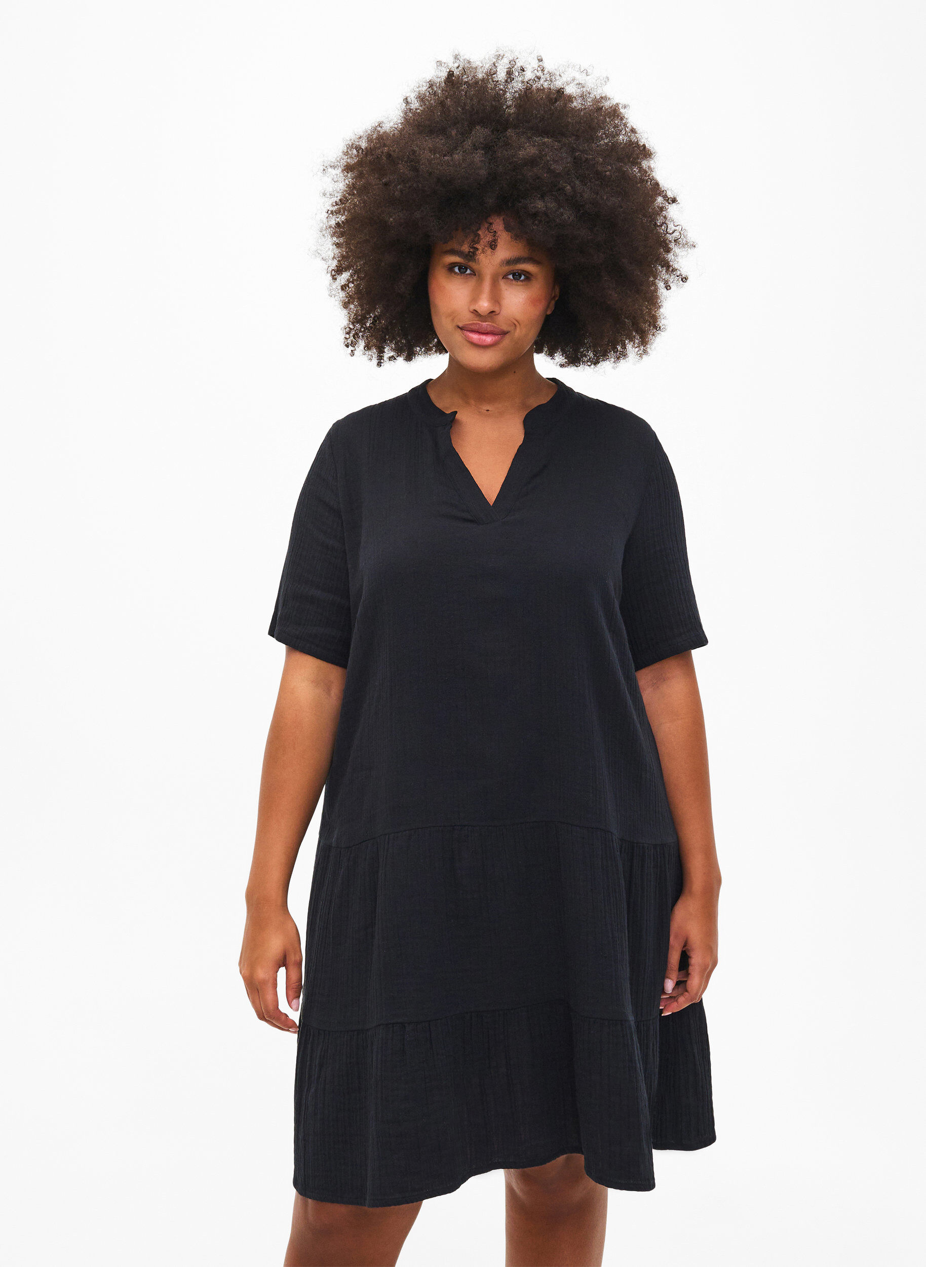 Zizzi Robe &agrave; manches courtes en coton 100 %, Black, Model image number 2