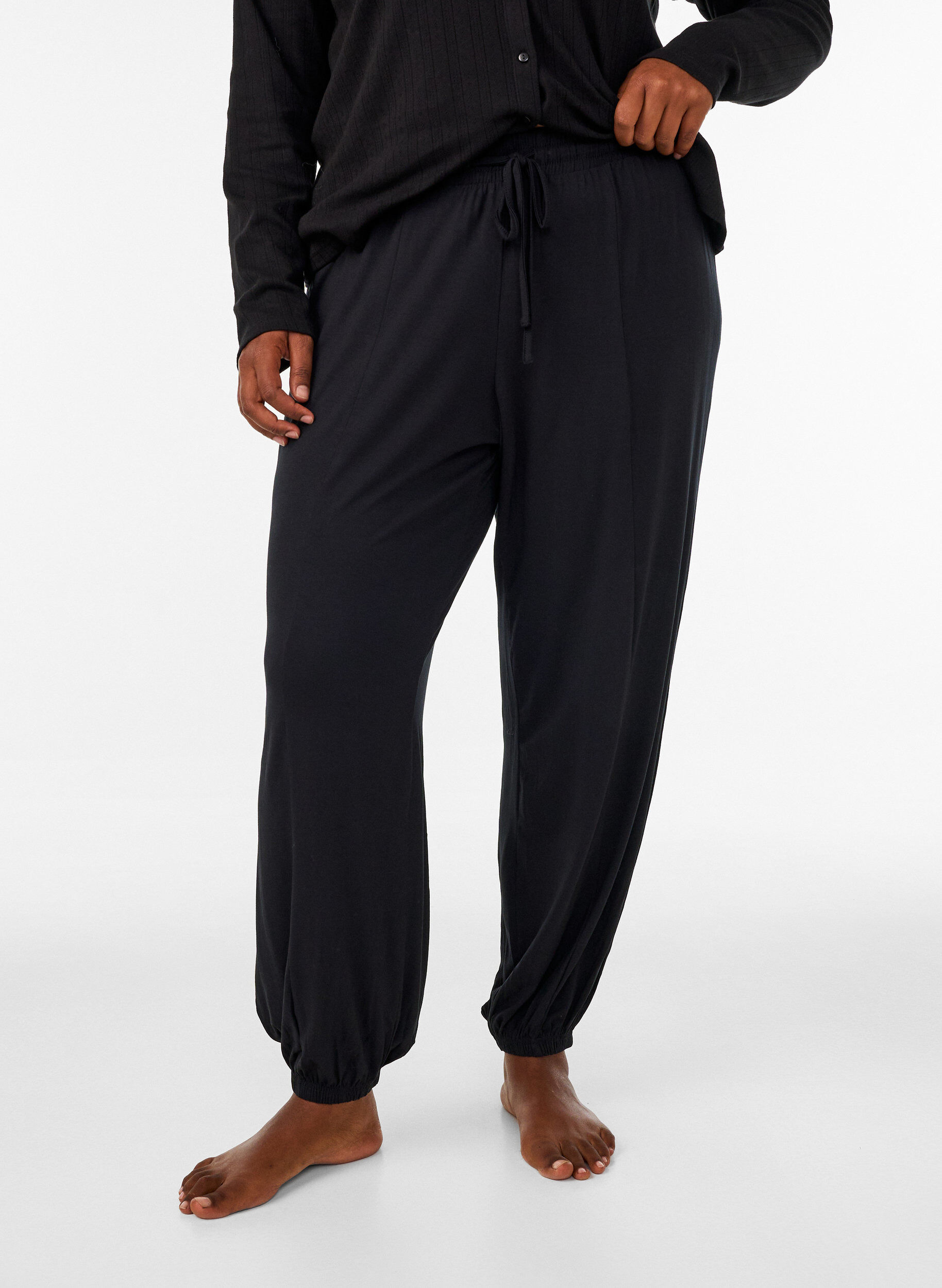 Pantalon ballon taille haute en jersey, Noir, Model