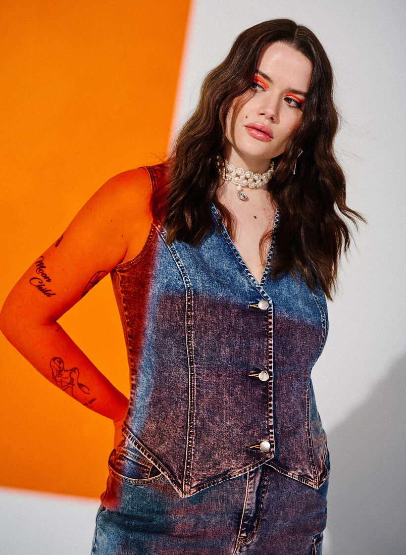 Strak denim vest met knopen, Blue Denim, Image image number 0