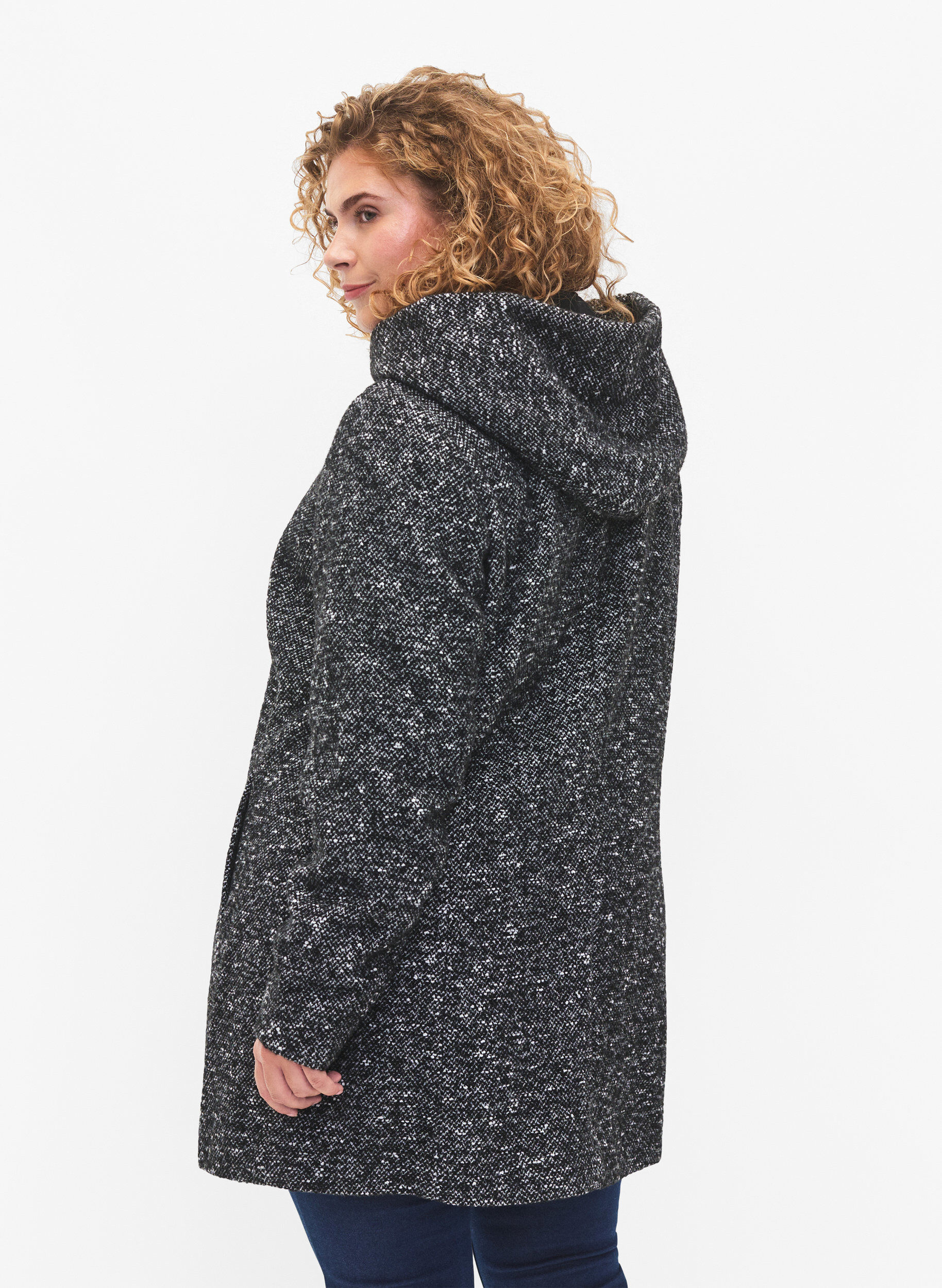 ZizziBoucl&eacute; jas met wol, Black Mel., Model image number 1
