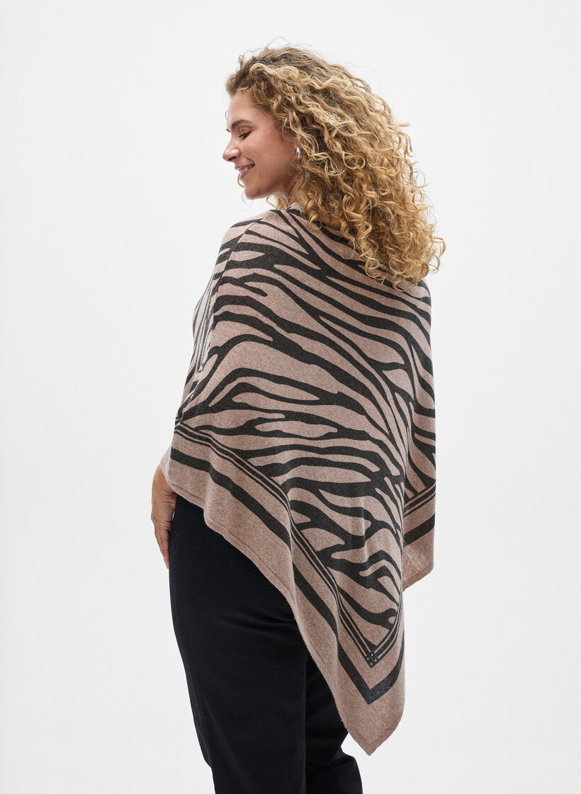 Fijngebreide poncho, Zwart, Model image number 2