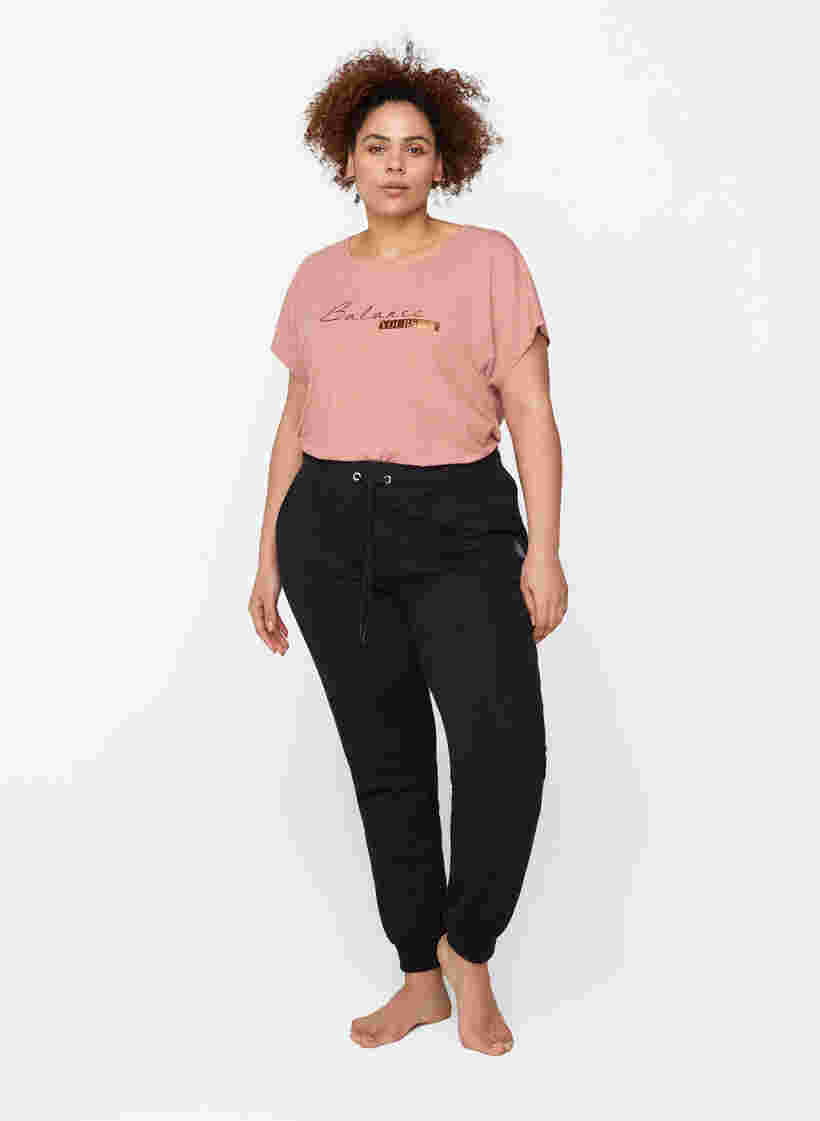 Pantalon de fitness ample avec poches, Black, Model image number 3