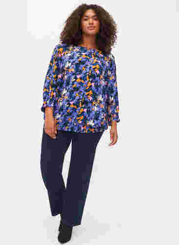 Gebloemde viscose blouse met smok, Purple Flower AOP, Model image number 1