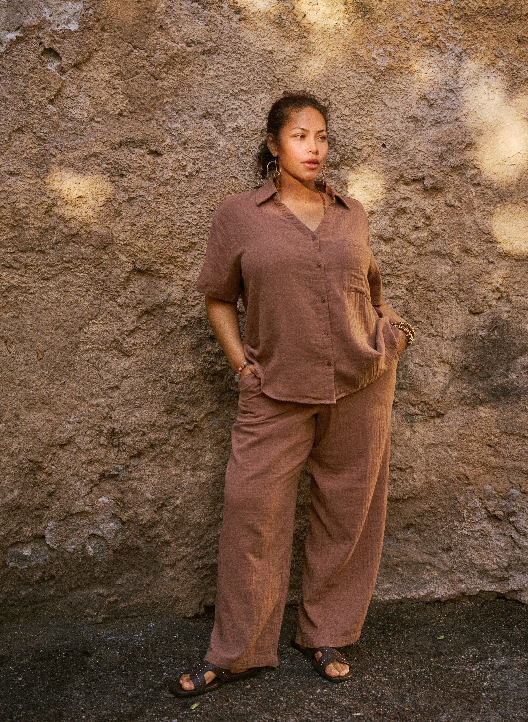 Pantalon taille haute en mousseline de coton &agrave; coupe ample