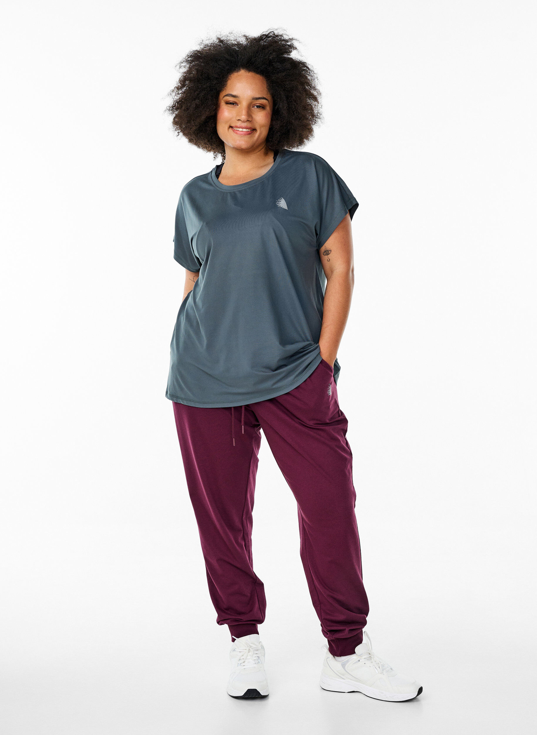 ZizziEffen gekleurd trainingsshirt, Groen, Model image number 1