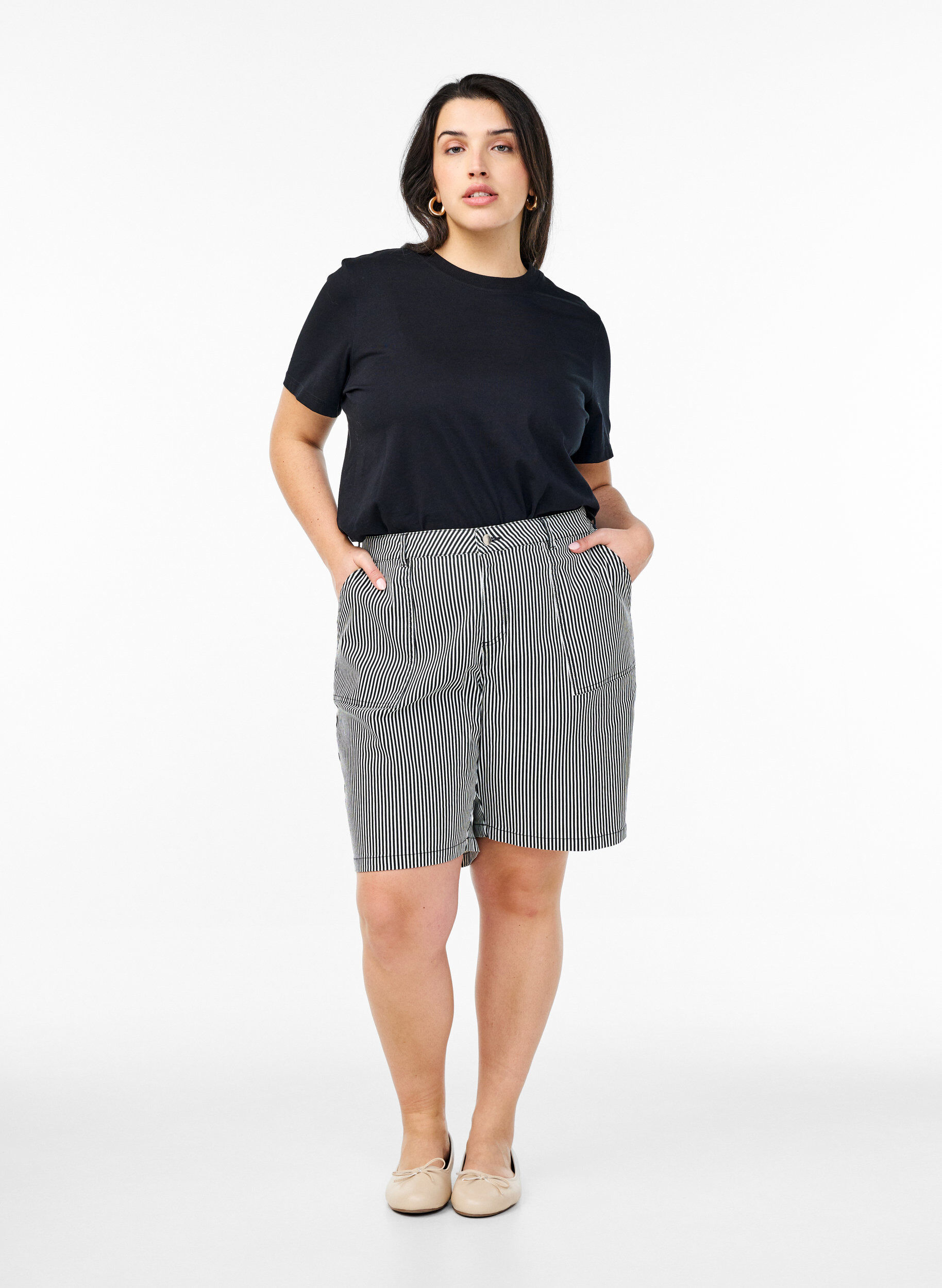 ZizziGestreepte bermudashorts met hoge taille, Zwart, Model image number 1