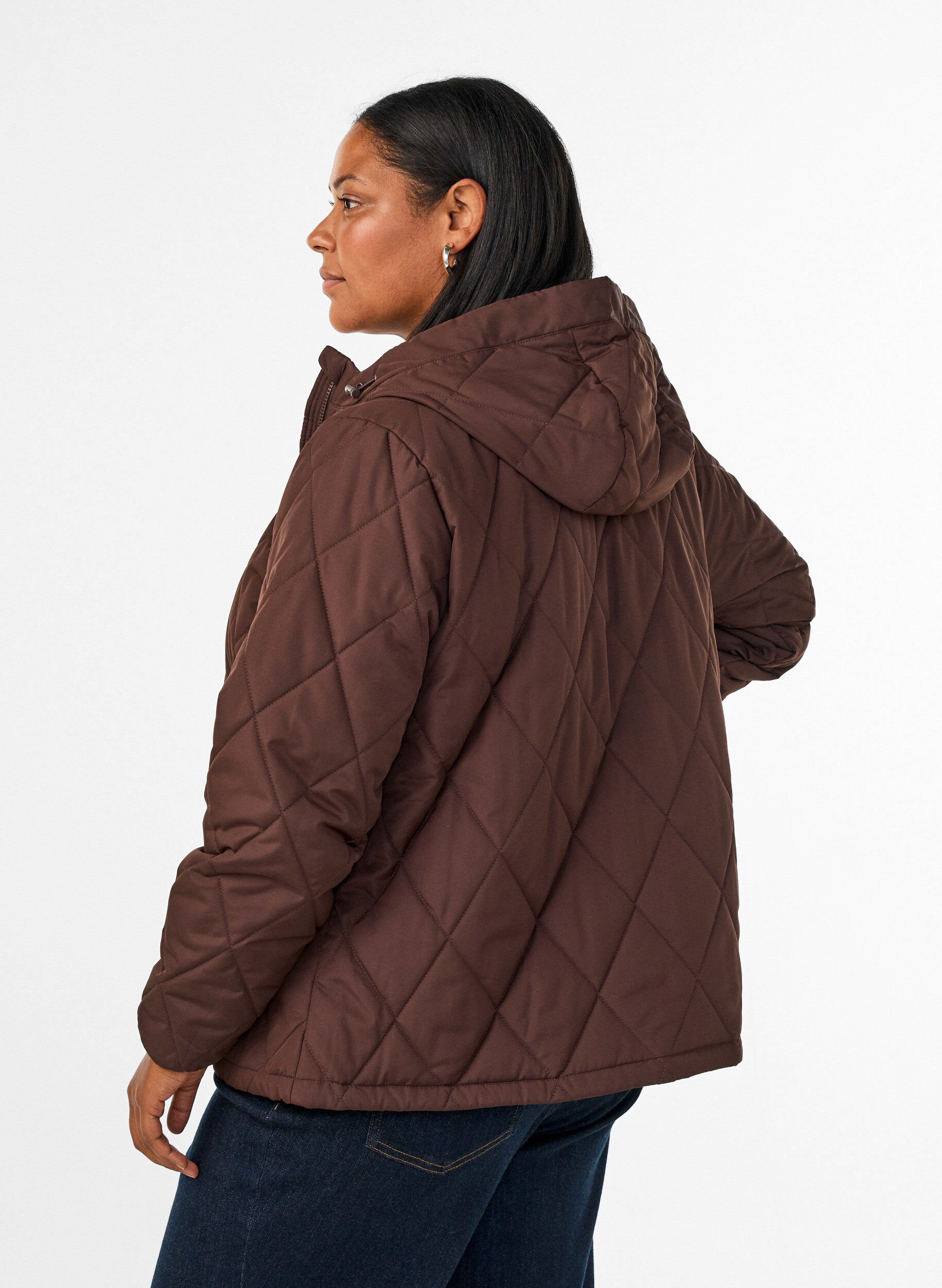 ZizziLicht gewatteerd jack met diamant-quilt, Bruin, Model image number 2