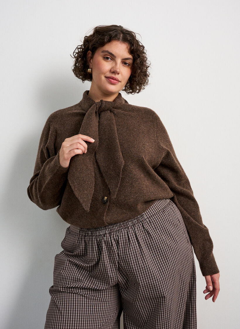 Cardigan avec n&oelig;uds et boutons, Marron, Model image number 0