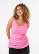 Haut avec bordure en dentelle, Rose, Model image number 0