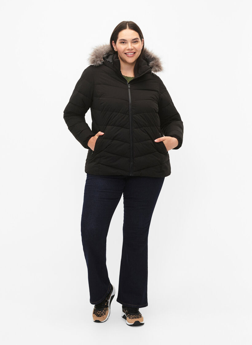 Kort pufferjack met capuchon, Zwart, Model image number 1