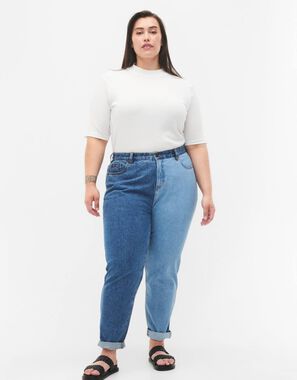 Jeans mom