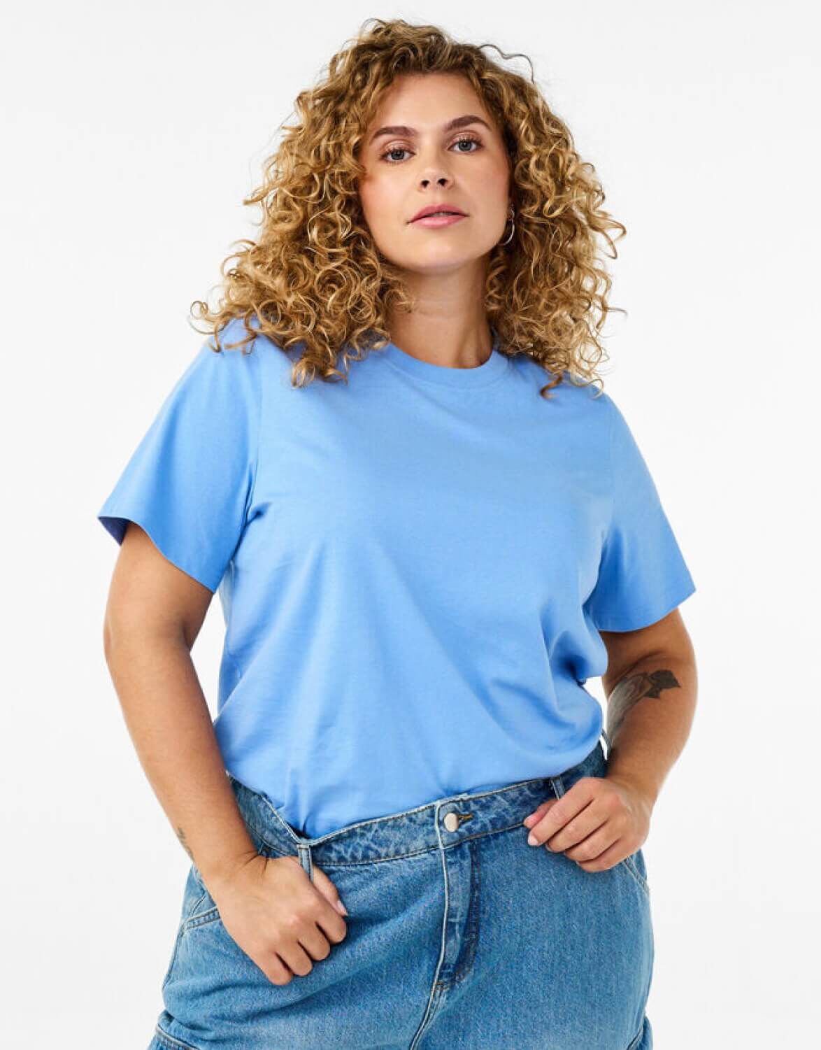 2 articlesT-shirts & Hauts pour 34,99&euro;