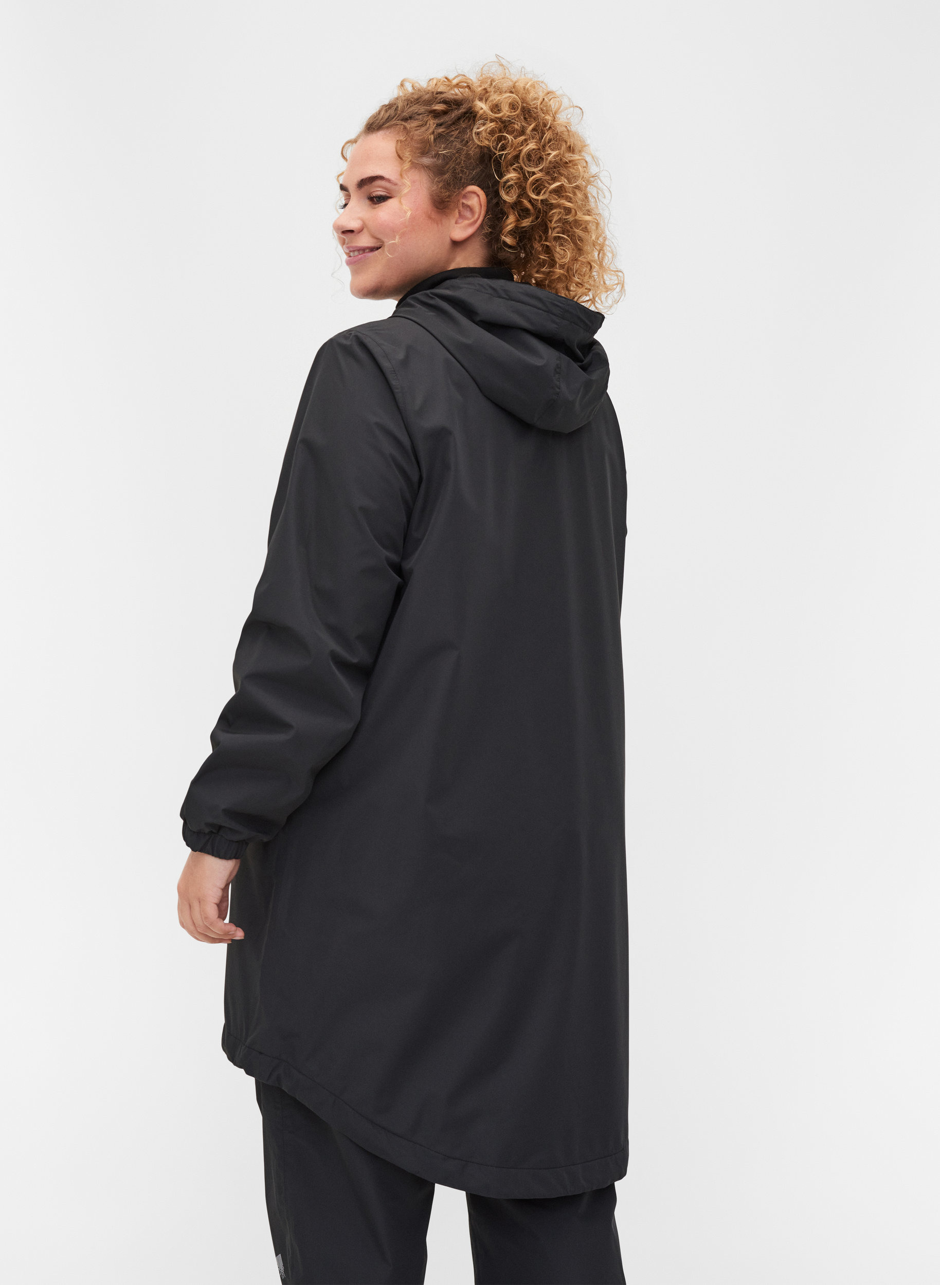 Veste de pluie à capuche avec bande réfléchissantes, Black, Model image number 1