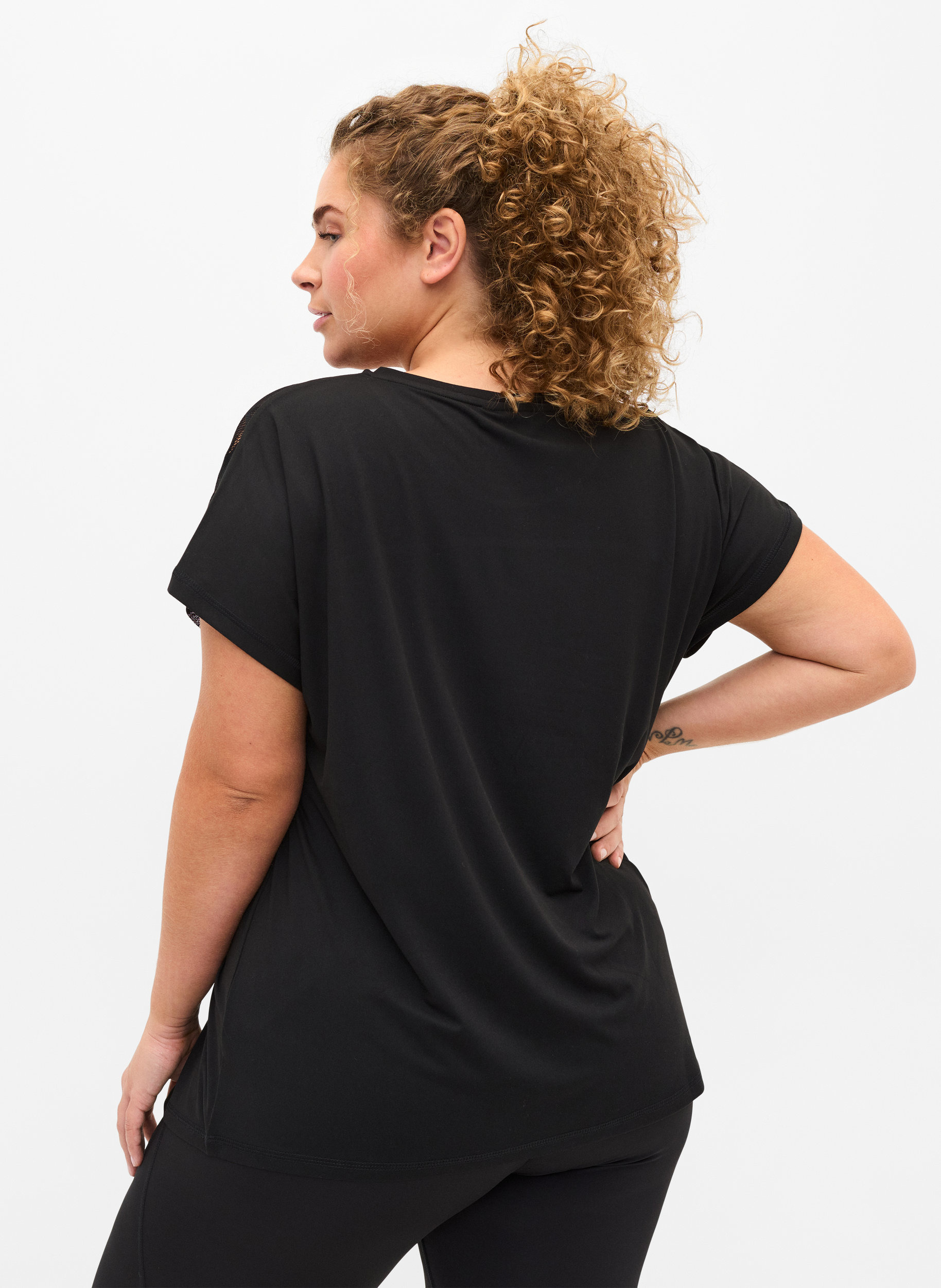 T-shirt de sport à manches courtes avec détail en tissu résille, Black, Model image number 1