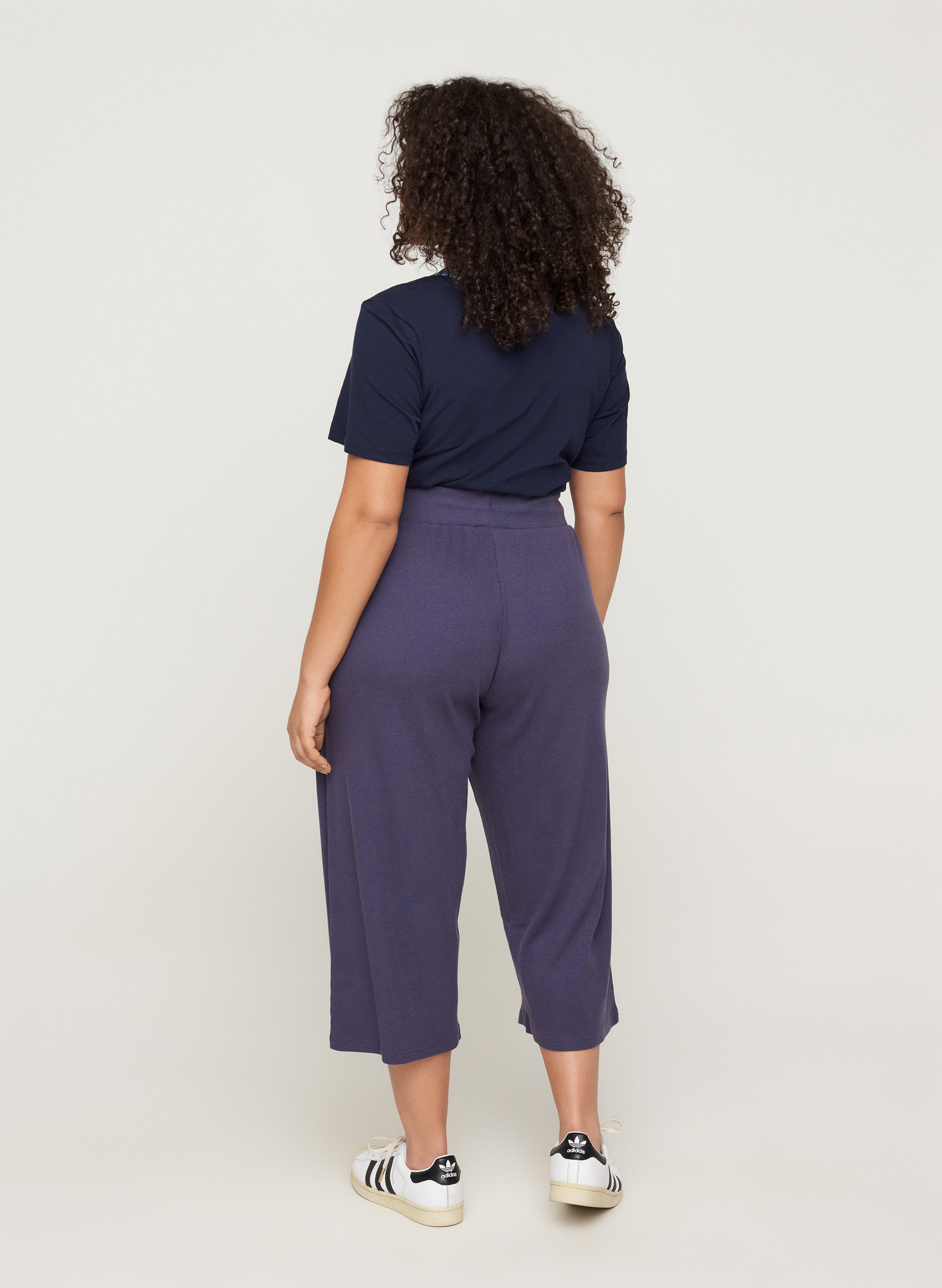 Pantalon-culotte ample en qualité côtelée, Odysses Gray, Model image number 1